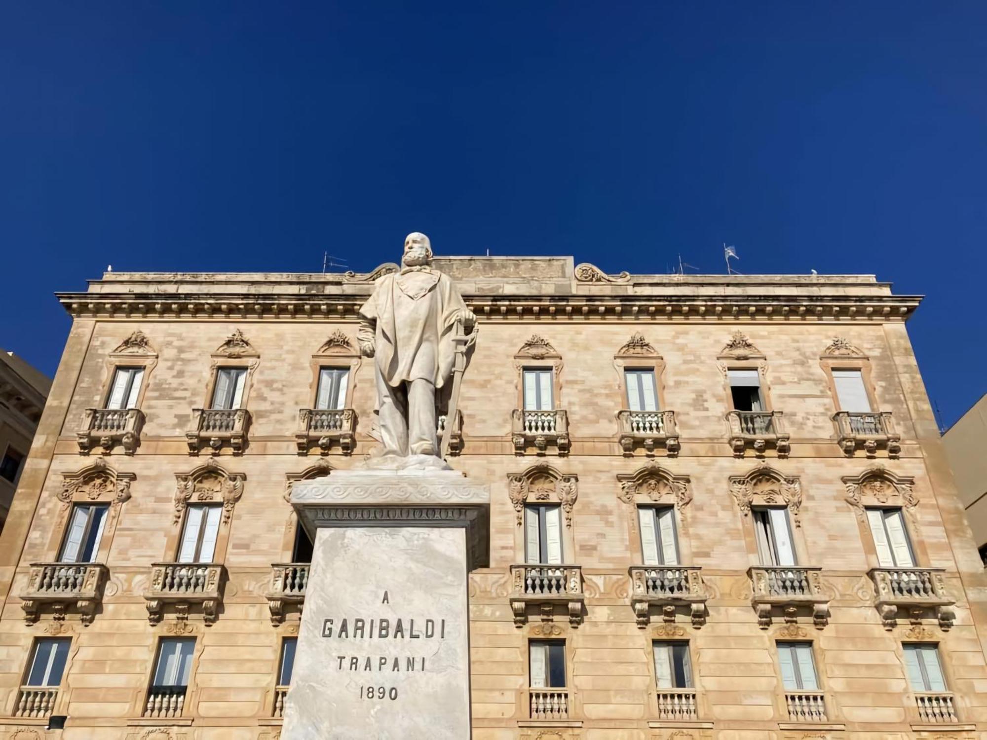 Appartement La Casa Di Paoletta A Due Passi Dal Mare à Trapani Extérieur photo